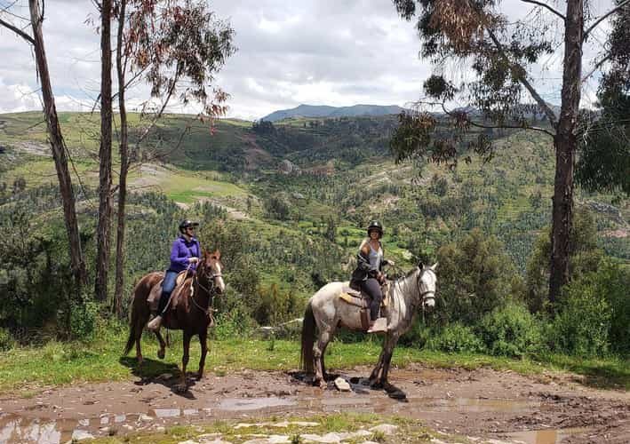 Cusco City Tour en Caballo (Medio Día)