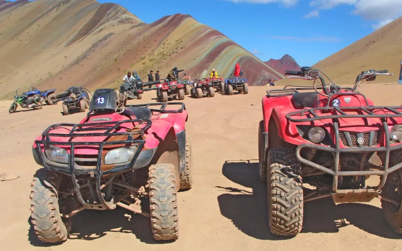 Tour en Cuatrimotos: Vinicunca, la Montaña de los 7 Colores