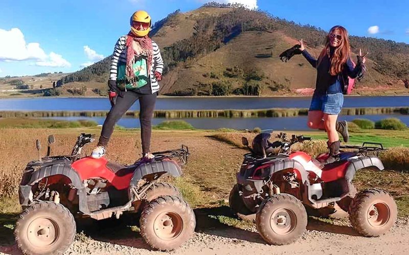 Tour en Cuatrimotos: Morada de los Dioses + Laguna Piuray (Medio Día)