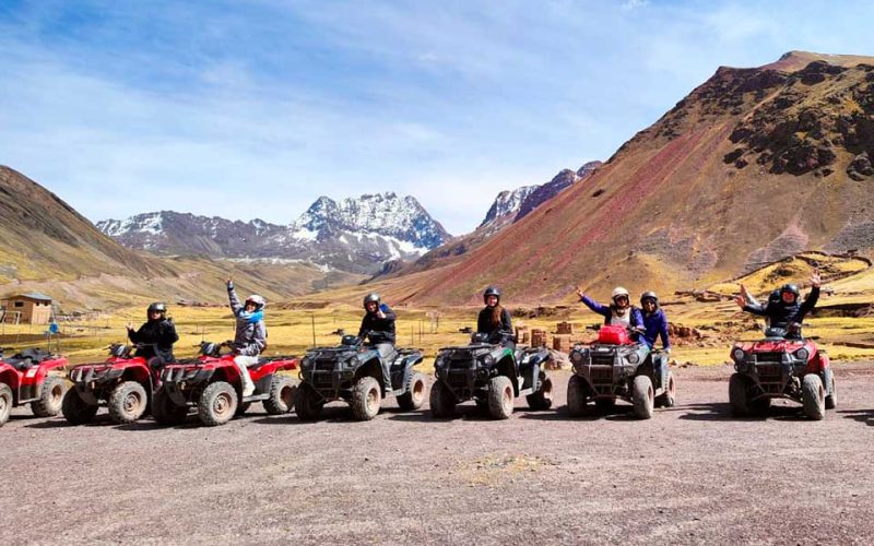 Tour en Cuatrimotos: Vinicunca, la Montaña de los 7 Colores