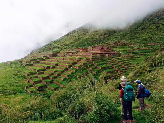 Trek de Huchuy Qosqo a Machu Picchu (2 Días)